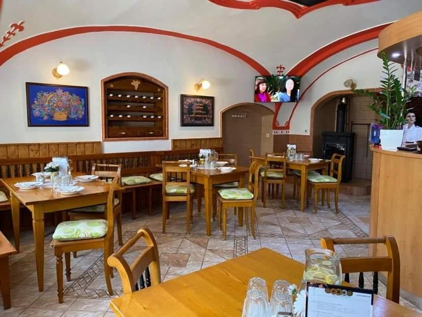 V Penzion Spisska Bela Buitenkant foto