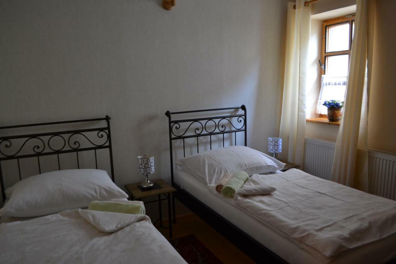V Penzion Spisska Bela Buitenkant foto