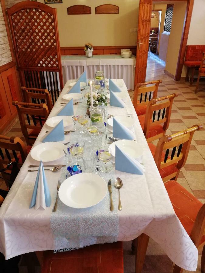 V Penzion Spisska Bela Buitenkant foto